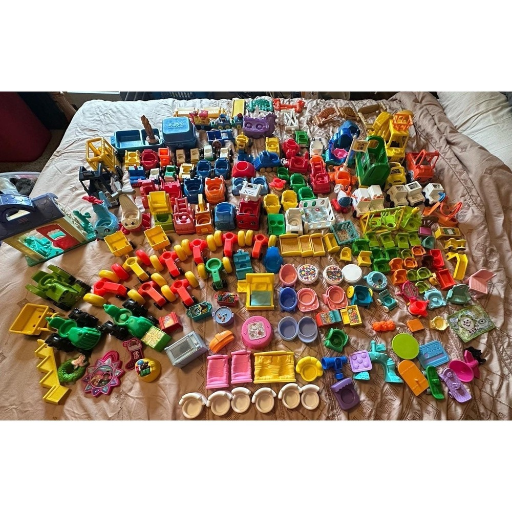 Vintage Fisher-Price Toys Lot Tractors, Fencing, Furniture, Vehicles 190+ Pieces